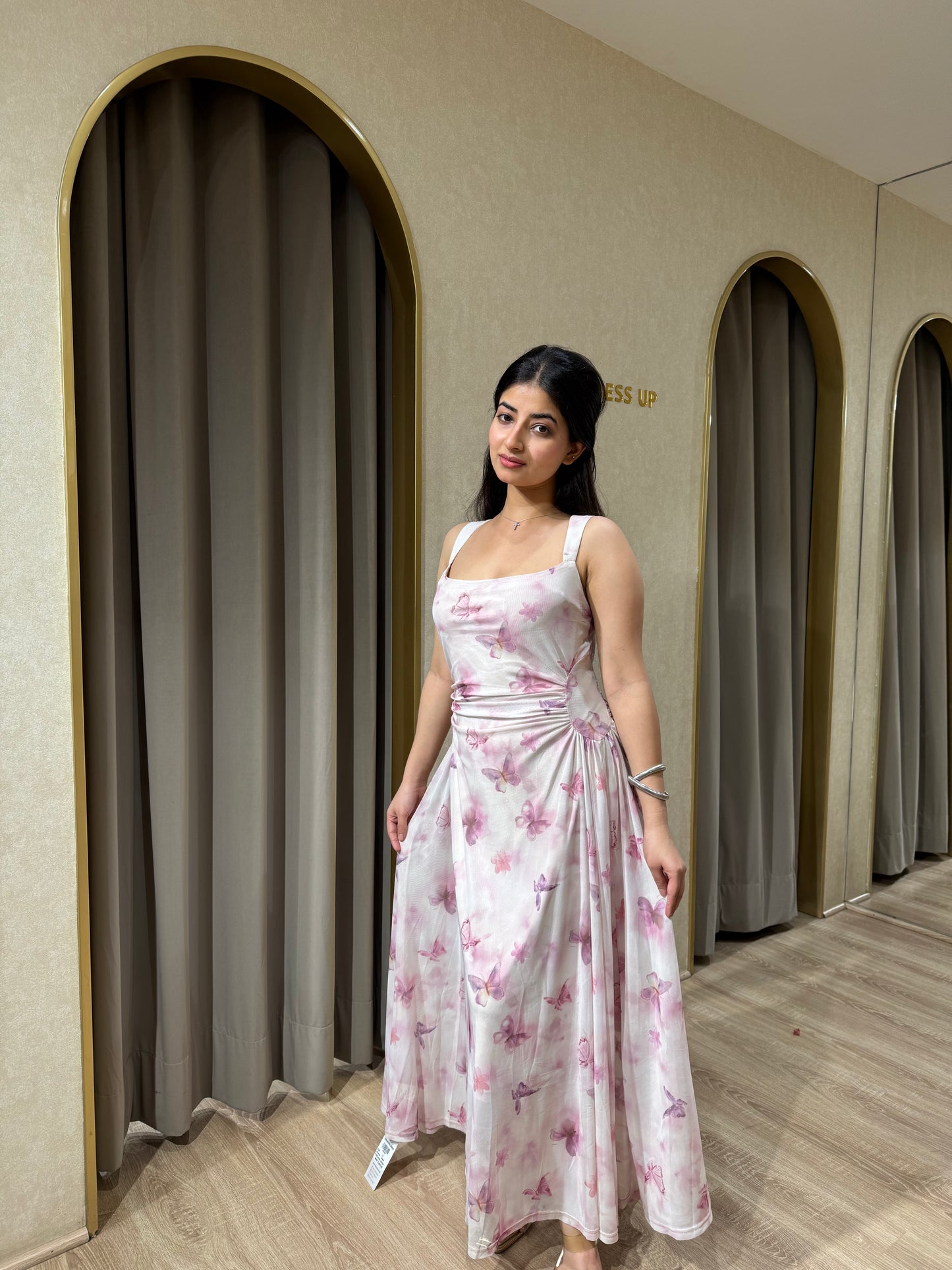 Double-Layer Sleeveless Midi Dress – Soft Beige Sculpt
